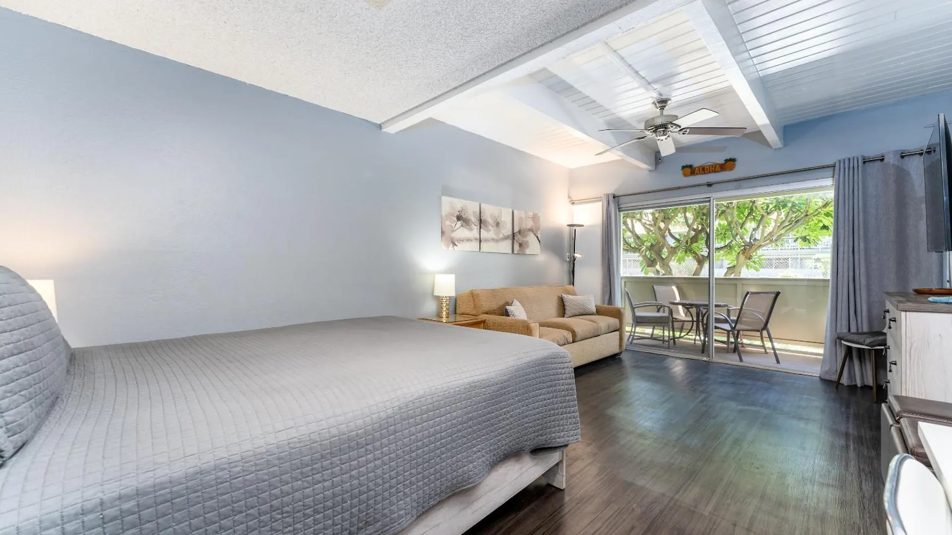Kihei Bay Surf B113 Apartment