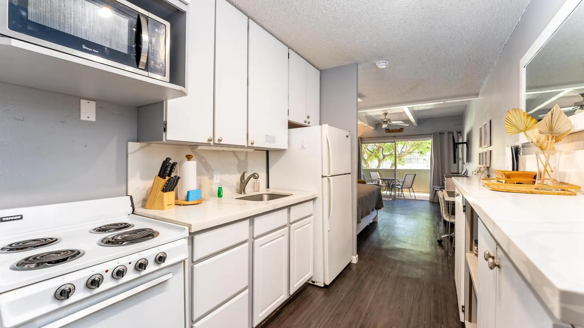 Kihei Bay Surf B113 Apartment United States